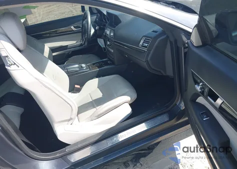 2014 Mercedes-Benz E 350 z USA, uszkodzony, nr VIN WDDKJ5KB0EF278800